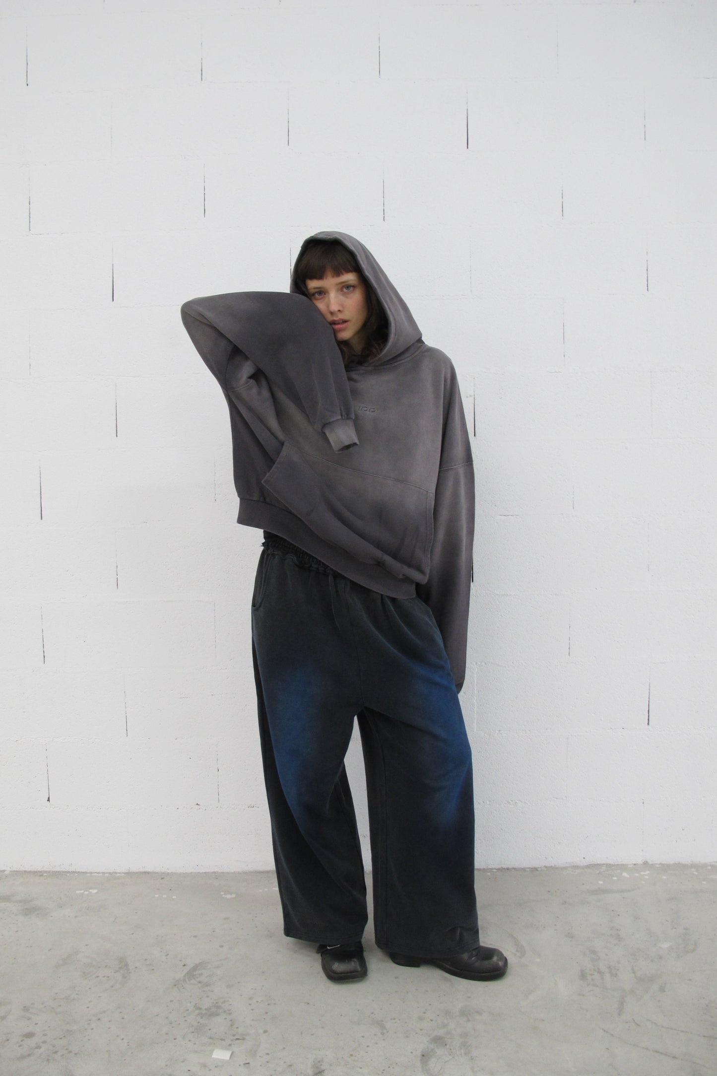 Bleu 100 Hoodie – Grey